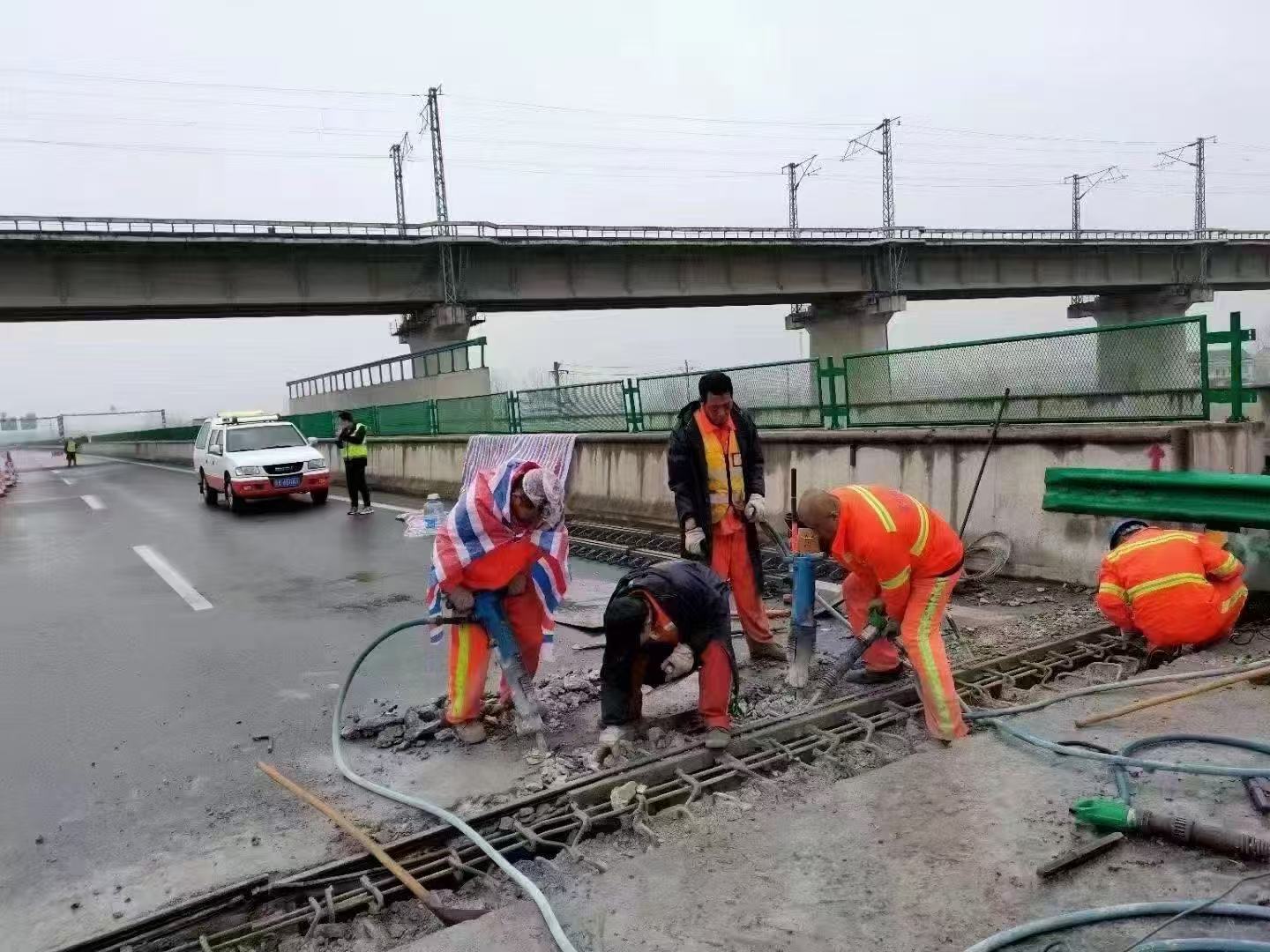 安新桥梁伸缩缝抢修料